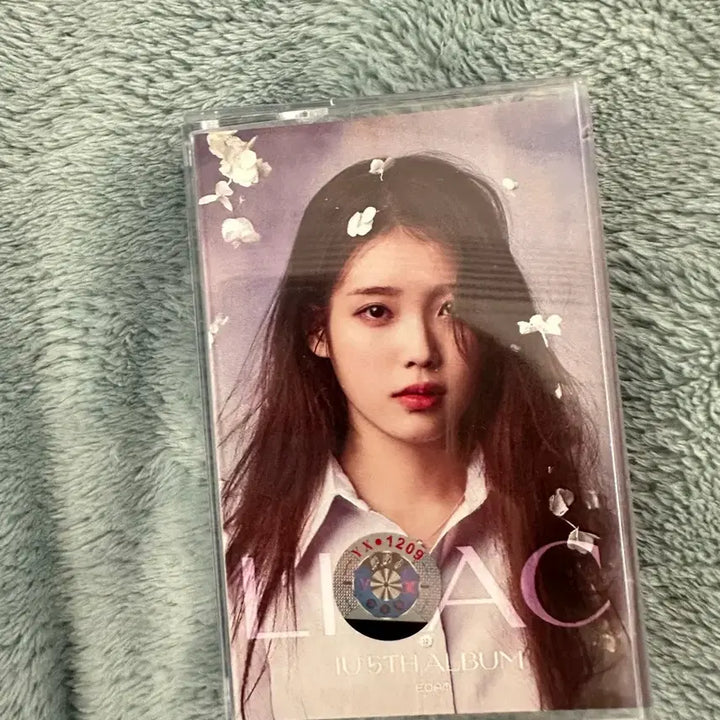 [BUNJANG] IU LaLaLa Cassette Tape / 아이유 라일락 카세트테이프