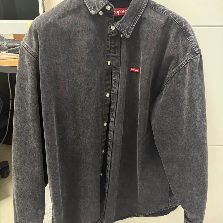 [SOLD OUT] [L]슈프림 스몰 박스 셔츠 워시드 블랙 - 24SS