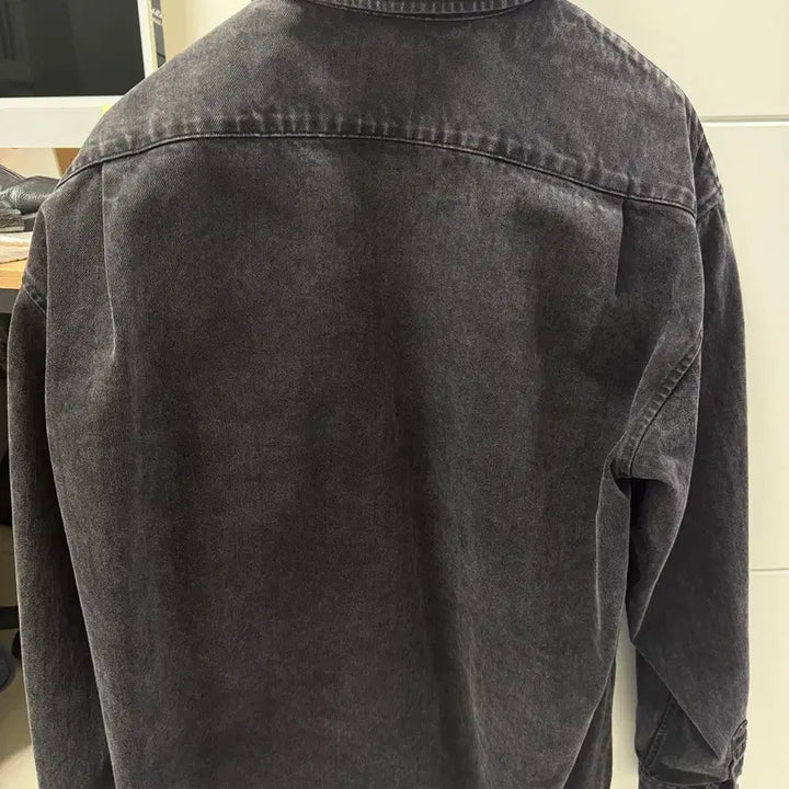 [SOLD OUT] [L]슈프림 스몰 박스 셔츠 워시드 블랙 - 24SS