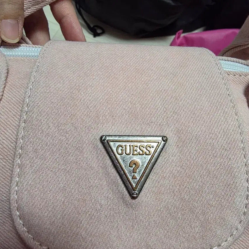 [BUNJANG] Guess Upcycled Pink Denim Chewing Bag Crossbody / 업사이클링 가방 핑크 데님 게스 츄잉백