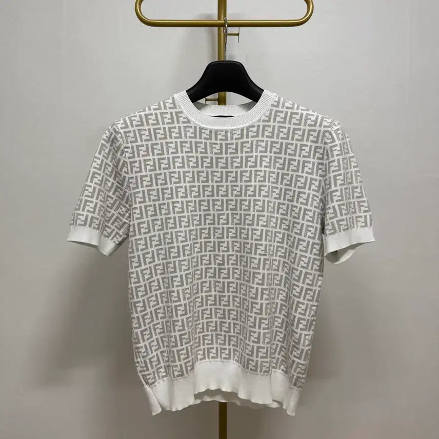 [BUNJANG] Fendi FF Logo Short Sleeve T-shirt / 펜디 풀로고 반팔 46