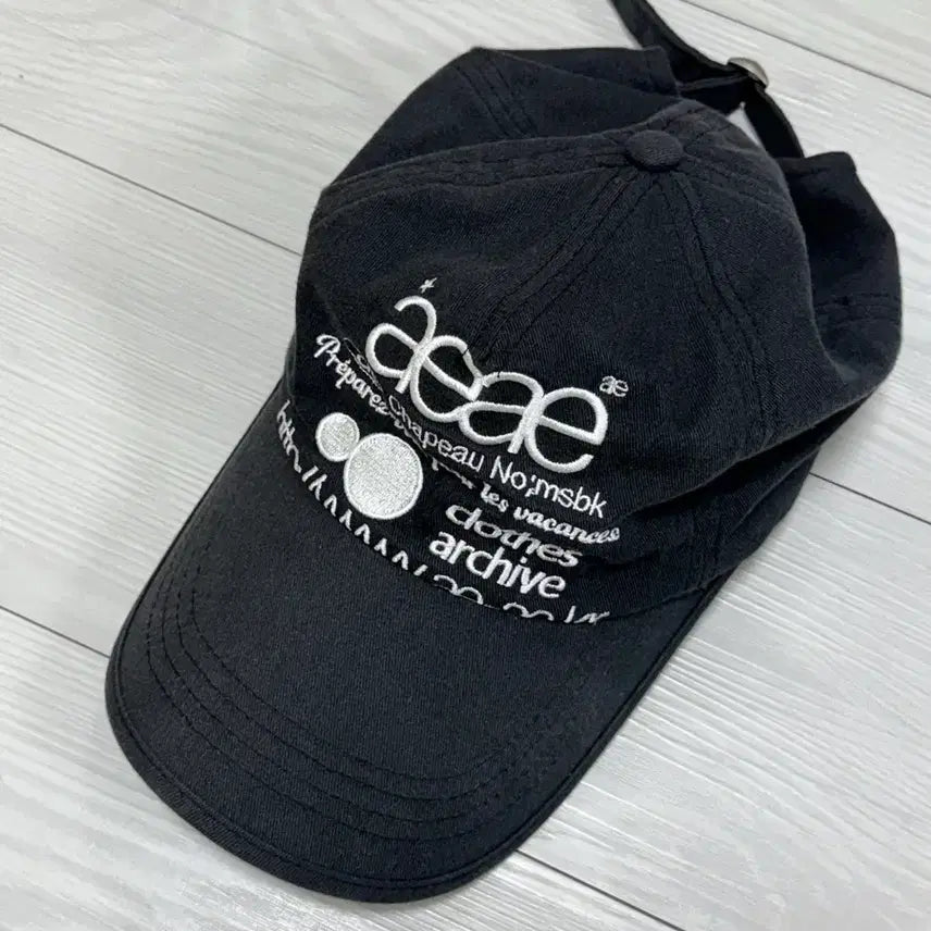[SOLD OUT] 에이이에이이 WEB LOGO 5PANNEL CAP [BLACK]