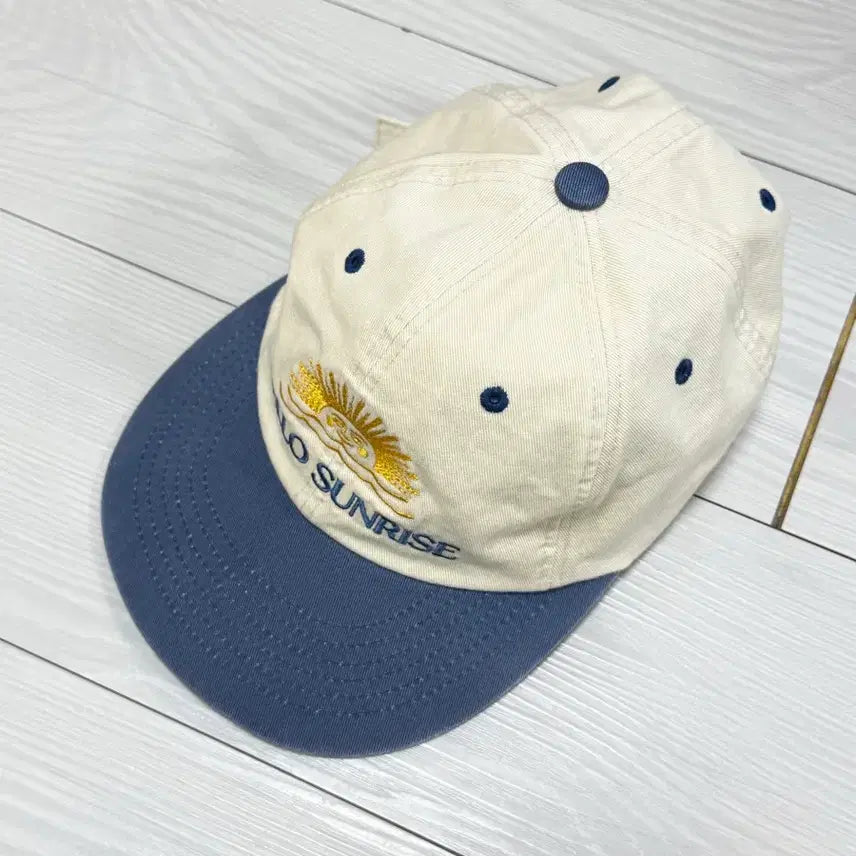 [SOLD OUT] 헬로선라이즈 Two Tone Washed OG Logo 6Panel C