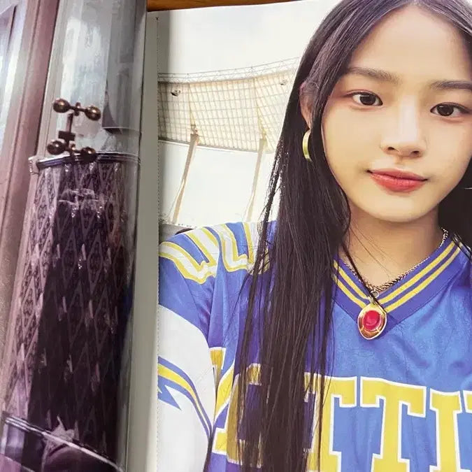 [BUNJANG] NewJeans Minji Pin-Up Book / Pin-Up Book 핀업 화보집 (뉴진스-민지)