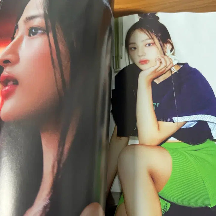 [BUNJANG] NewJeans Minji Pin-Up Book / Pin-Up Book 핀업 화보집 (뉴진스-민지)