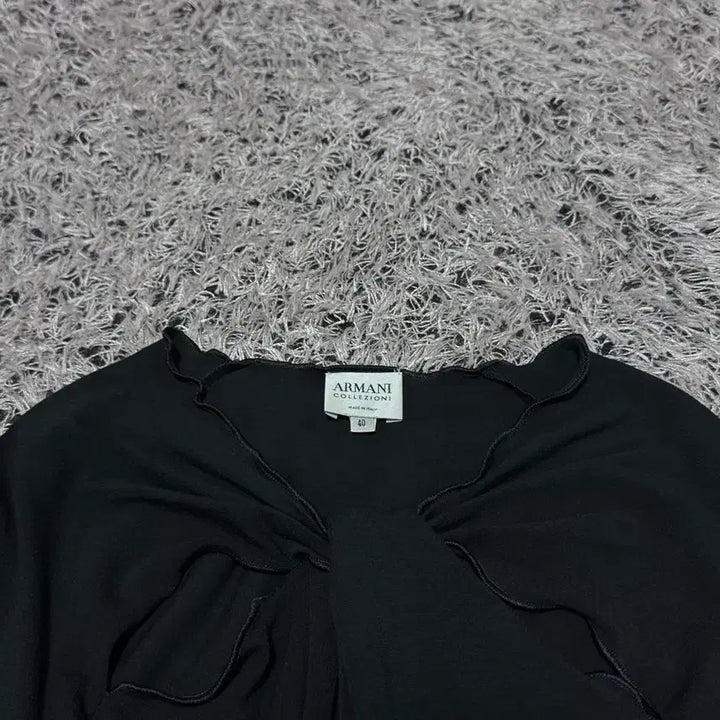 [BUNJANG] Armani Collezioni 00s Twist Neck Drape Top Size 40 / 아르마니 꼴레지오니 00s 트위스트 넥 드레이프 탑 40
