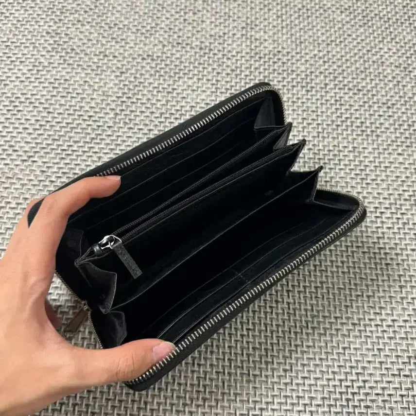[SOLD OUT] 구찌 GG 인터로킹 모르페우스 장지갑
