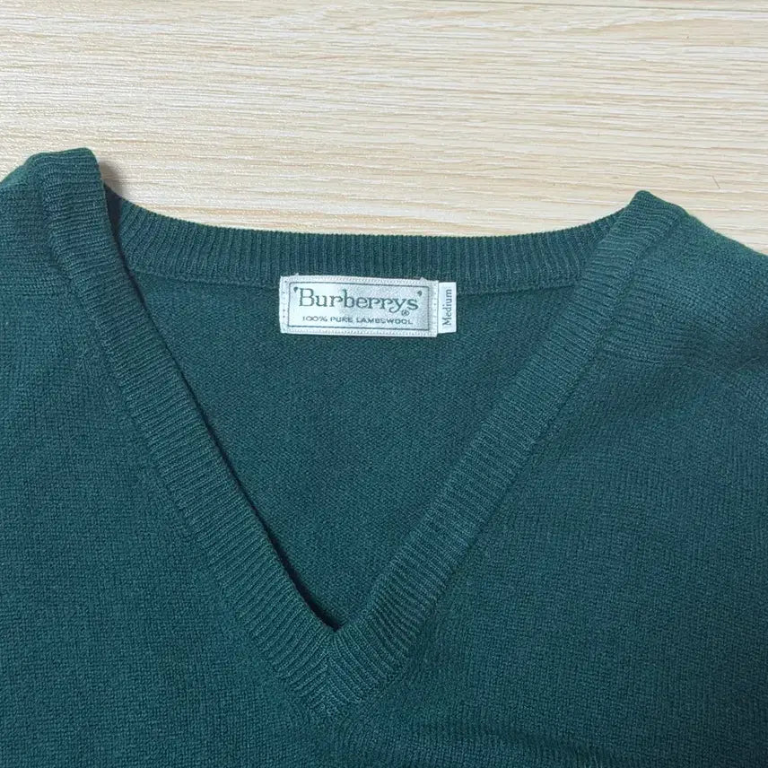 [BUNJANG] Burberry V-Neck Knit Sweater / 버버리 브이넥 니트 M사이즈 그린