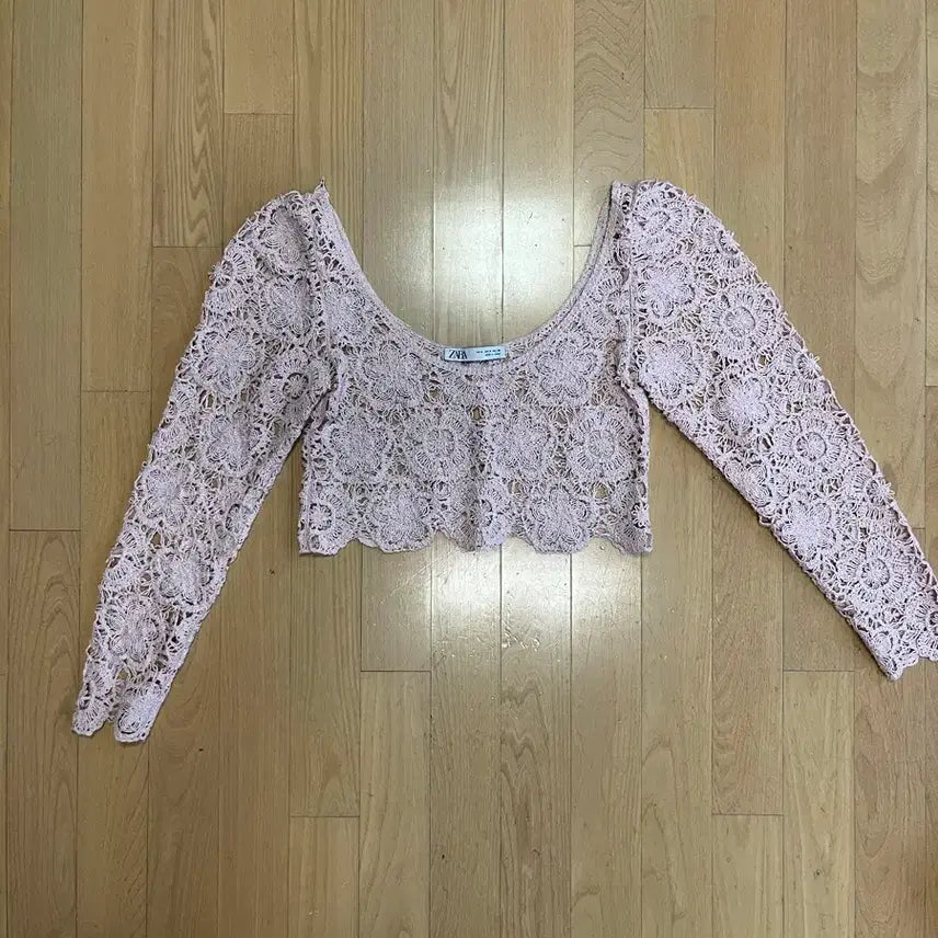 [BUNJANG] ZARA Pink Crochet Crop Long-Sleeve Knit Top / 자라 핑크 크로쉐 크롭 긴팔니트