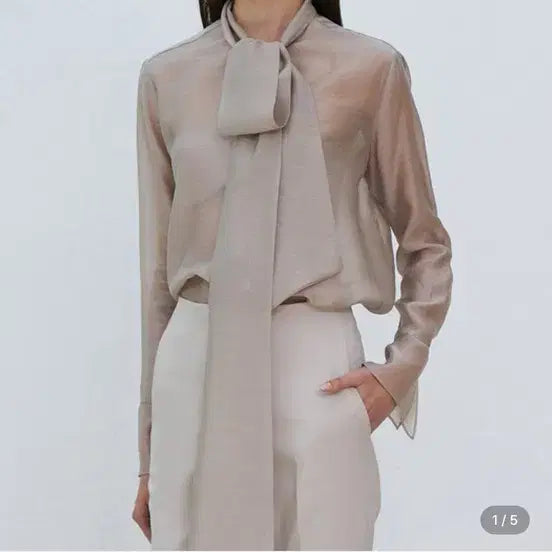 [BUNJANG] Rene J Long Scarf Blouse / 르네제이 롱 스카프 블라우스