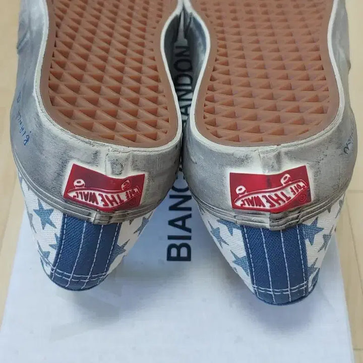[BUNJANG] Vans Vault x Bianca Chandôn Authentic LX Stressed Navy Sneakers / 반스 볼트 x 비앙카 샹동 어센틱 LX 스트레스드 네이비 265