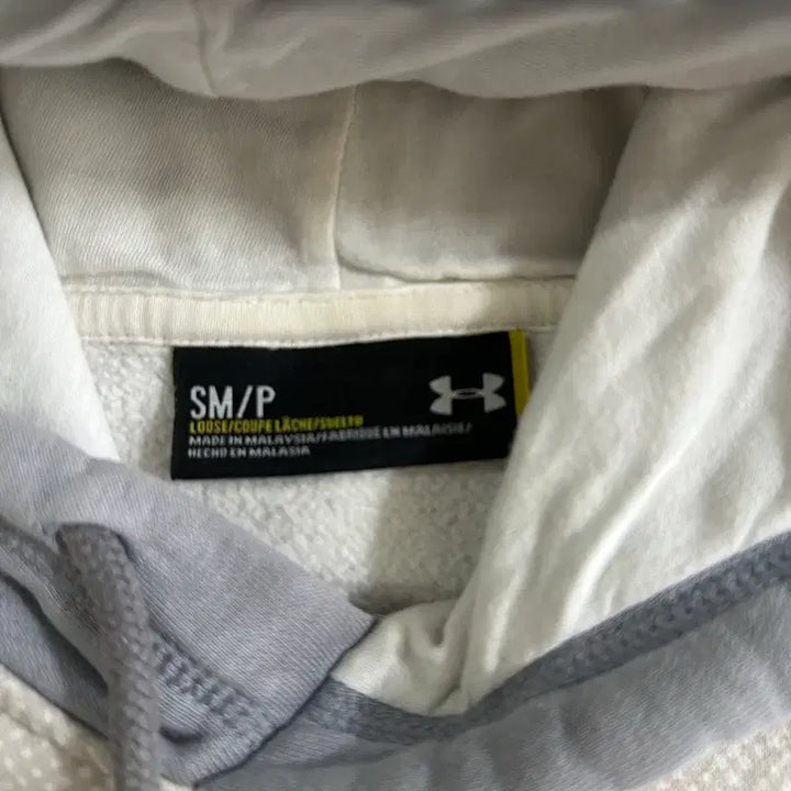 [BUNJANG] Under Armour Camo Hooded Sweatshirt Gray / 언더아머 카모 후드티 그레이 / 024