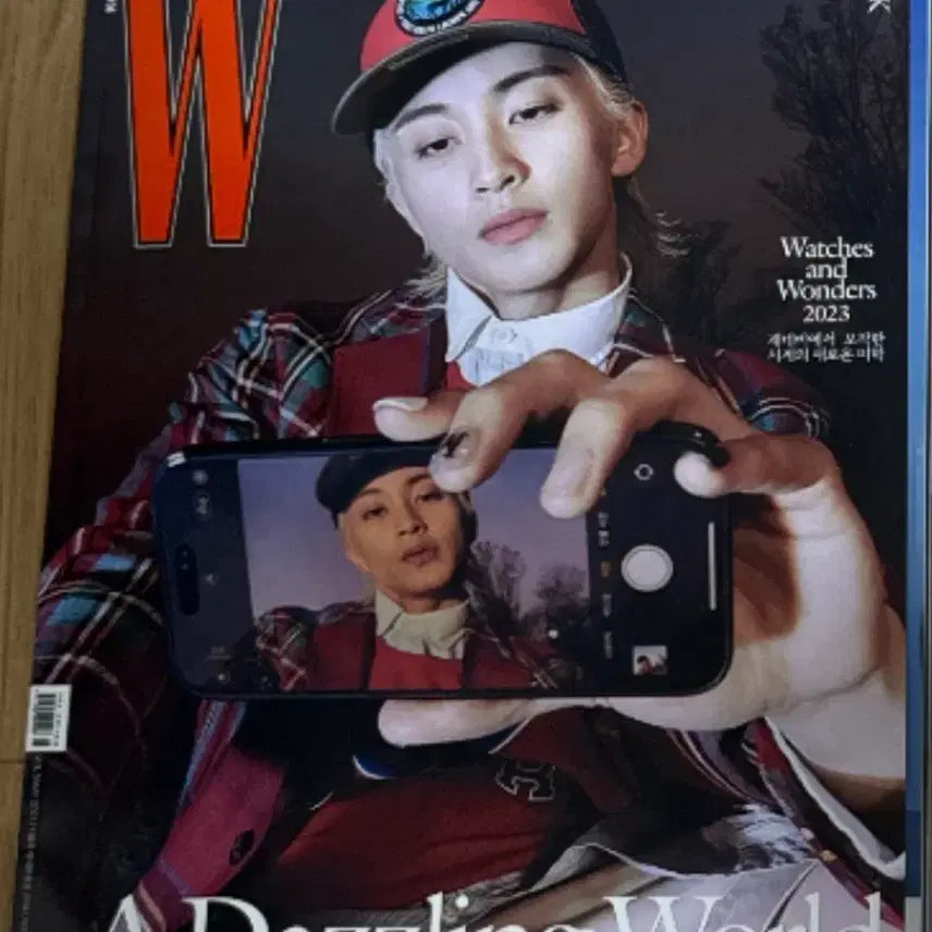 [BUNJANG] MARK W Korea May 2023 Issue / 마크 잡지 더블유 23년 5월호