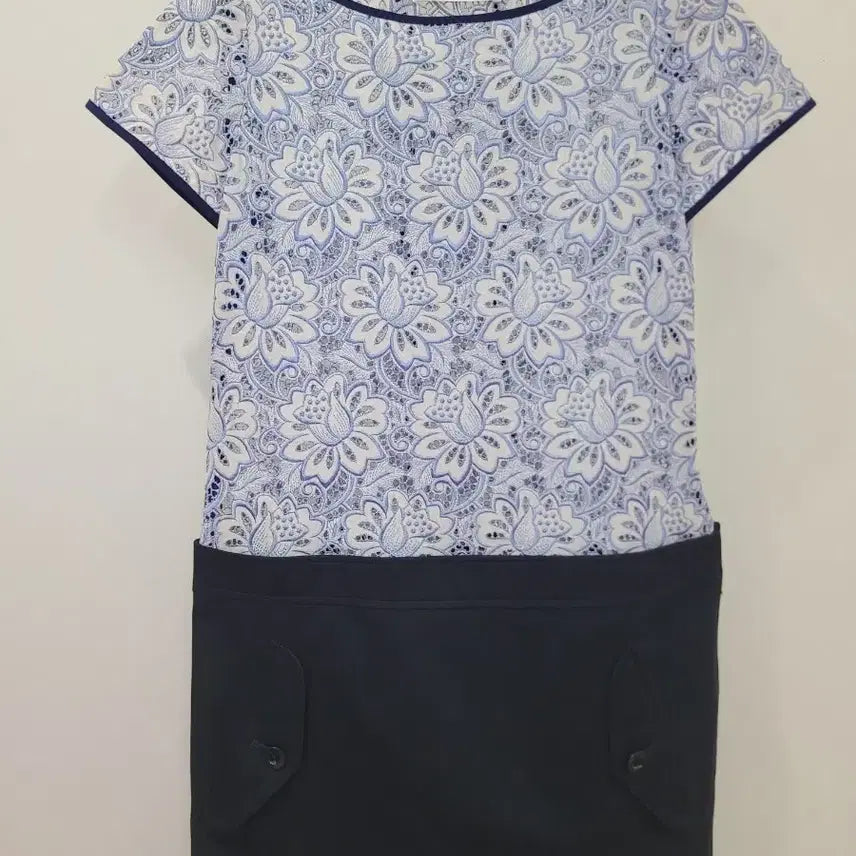 [BUNJANG] Sacai Luck Lace Color-Block Mini Dress / 사카이럭 레이스 배색 미니 원피스  44~55