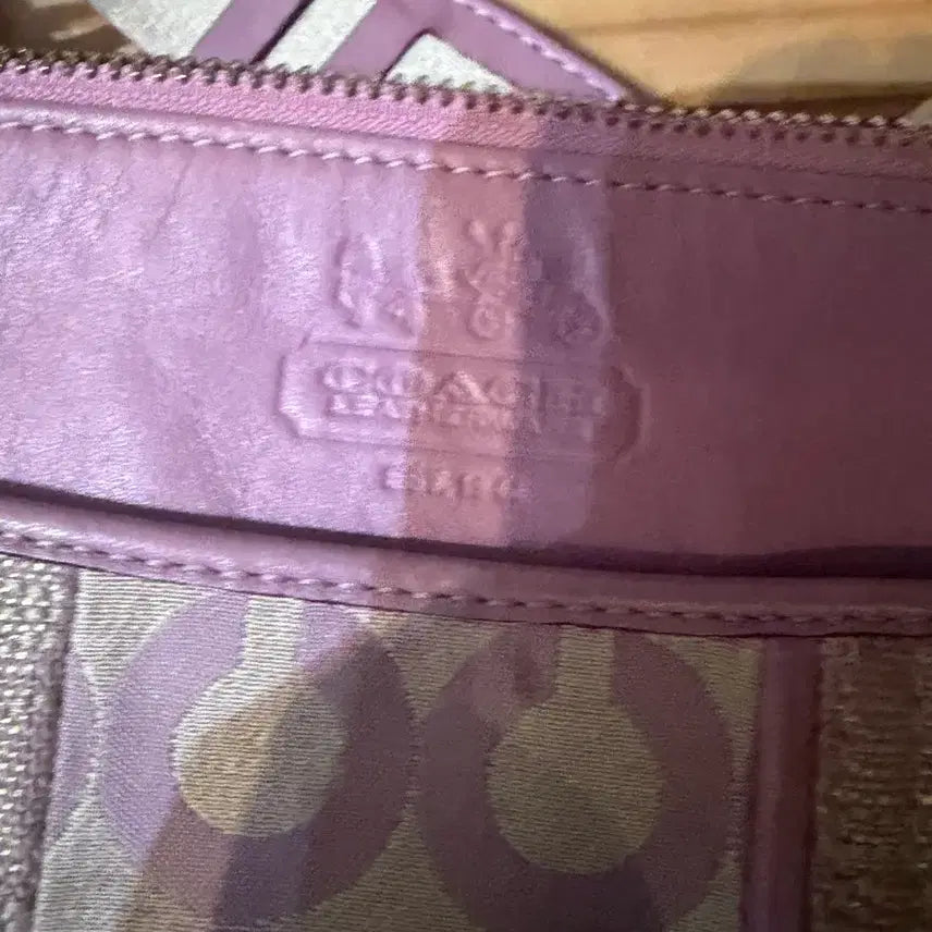 [BUNJANG] Coach Signature Shoulder Bag Lavender / 코치 시그니처 숄더백 연보라