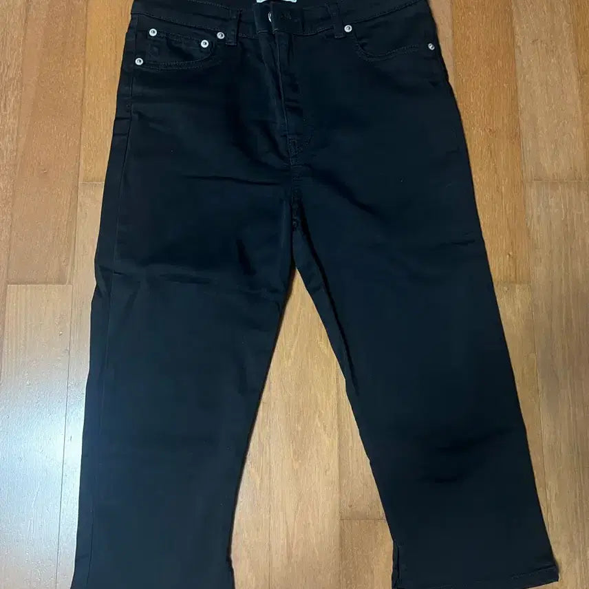 [BUNJANG] Zara Premium 7-Part Black Denim Pants / 자라 프리미엄7부 팬츠