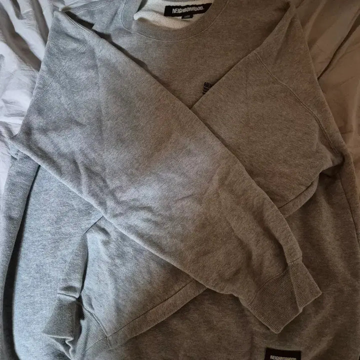 [BUNJANG] Neighborhood Grey Sweatshirt (Size L) / 네이버후드 그레이 맨투맨 티셔츠(L사이즈)