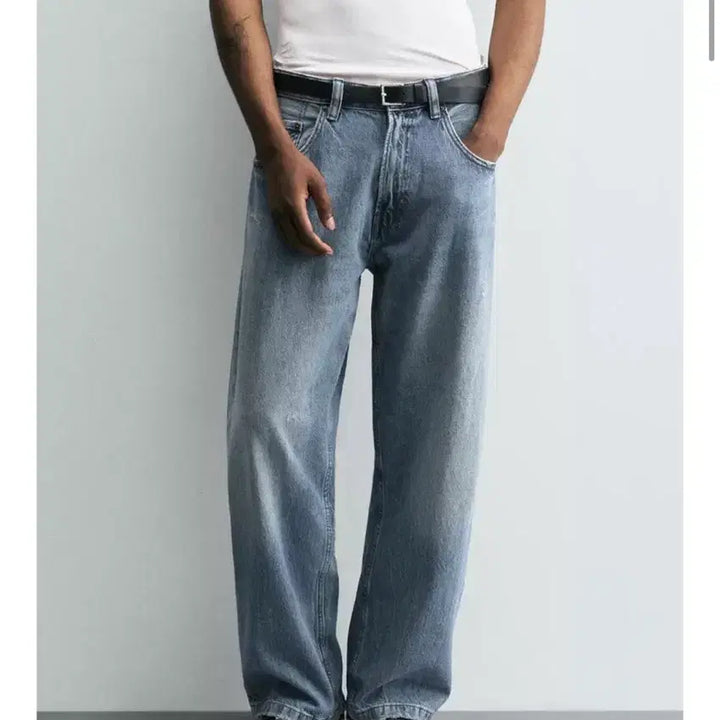 [BUNJANG] ZARA Loose Fit Medium Blue Jeans / 자라 루즈핏 미디엄블루