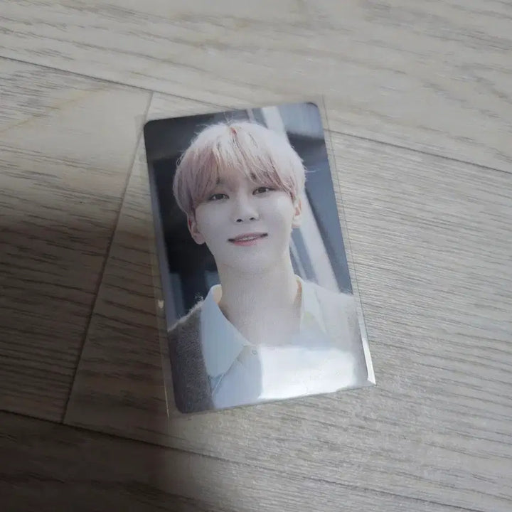 [BUNJANG] 세븐틴 승관 히토리쟈나이 hmv 에쳄비 포카 / 세븐틴 승관 히토리쟈나이 hmv 에쳄비 포카