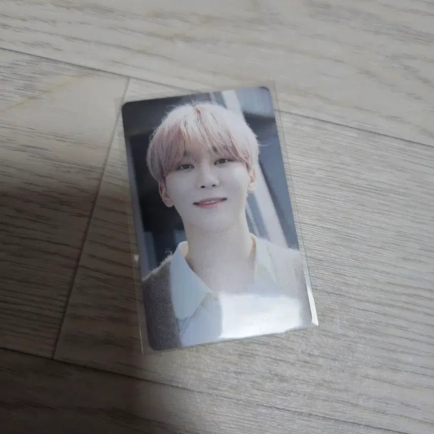 [BUNJANG] 세븐틴 승관 히토리쟈나이 hmv 에쳄비 포카 / 세븐틴 승관 히토리쟈나이 hmv 에쳄비 포카