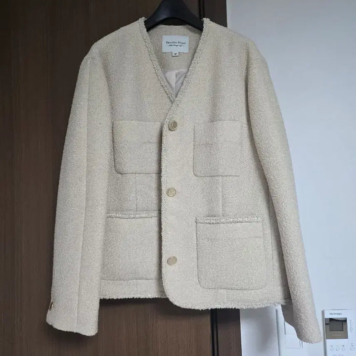 [BUNJANG] Thursday Island Ivory Jacket / 써스데이아일랜드 자켓