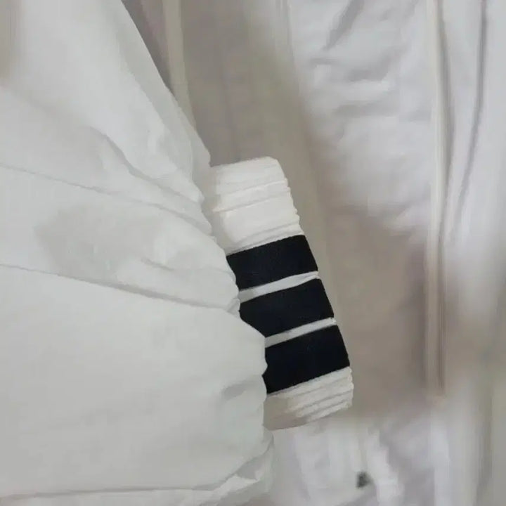 [BUNJANG] Adidas White Long Windbreaker / 아디다스 화이트 롱 바람막이 윈드브레이커