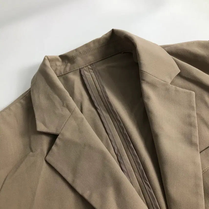 [SOLD OUT] 베이지색 여성용 블레이저