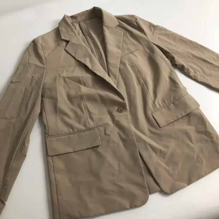 [SOLD OUT] 베이지색 여성용 블레이저