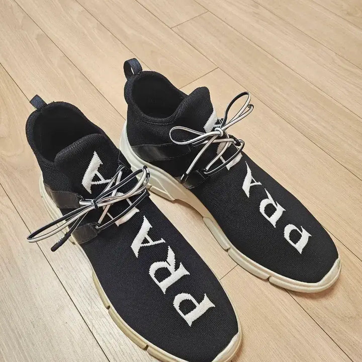 [BUNJANG] Prada Logo Knit Sneakers Black / [정품] 프라다 로고 스니커즈 4E3492 3V98 F0967