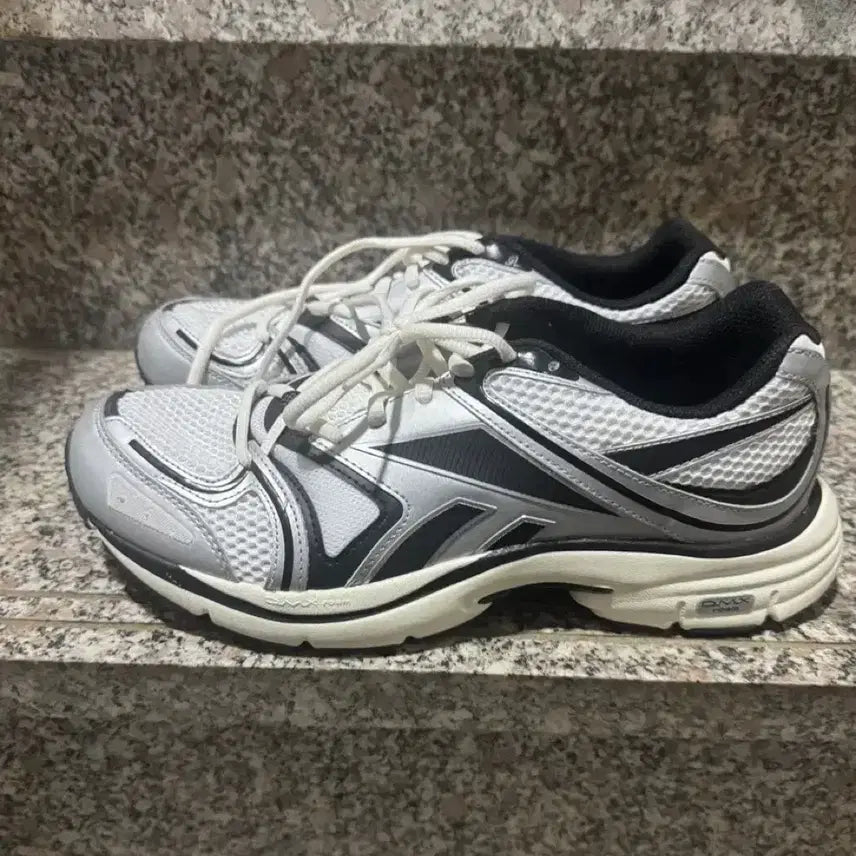 [BUNJANG] Reebok DMX Premier 270 Sneakers / 리복 DMX 프리미어 270 사이즈 (거의새것!)