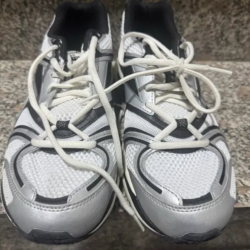 [BUNJANG] Reebok DMX Premier 270 Sneakers / 리복 DMX 프리미어 270 사이즈 (거의새것!)