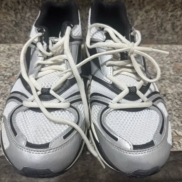 [BUNJANG] Reebok DMX Premier 270 Sneakers / 리복 DMX 프리미어 270 사이즈 (거의새것!)