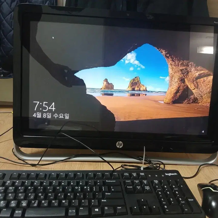 [SOLD OUT] HP Pavilion 23인치 일체형PC + 로지텍 키보드 마우스