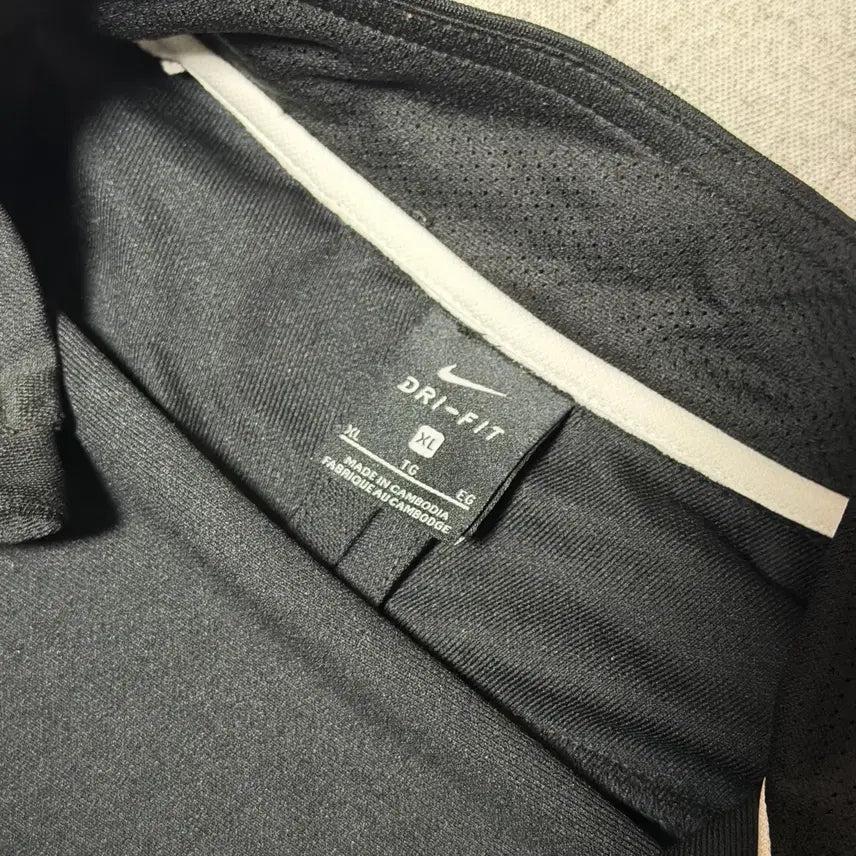 [SOLD OUT] 나이키 XL 스우시 드라이핏 트레이닝 져지