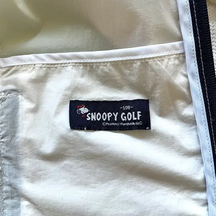 [BUNJANG] Snoopy Vintage Nylon Windbreaker Jacket / Snoopy 스누피 빈티지 나일론 윈드브레이커 바람막이 후드집업 자켓