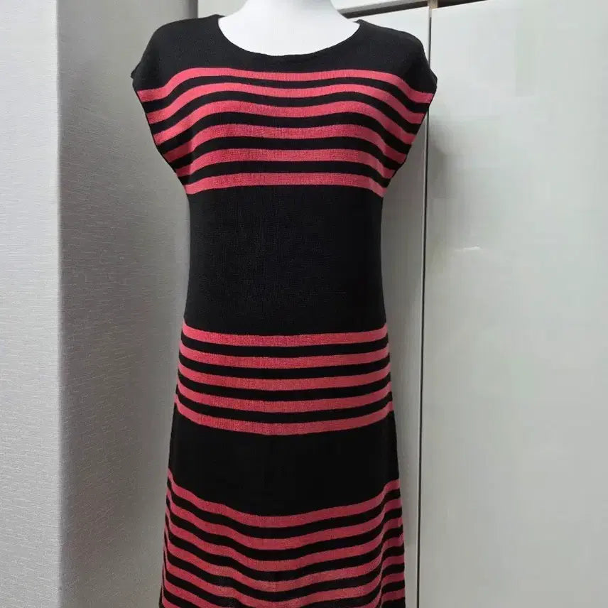 [BUNJANG] Vicki Dark Pink &amp; Black Color Block Dress / (새상품)비키 원피스