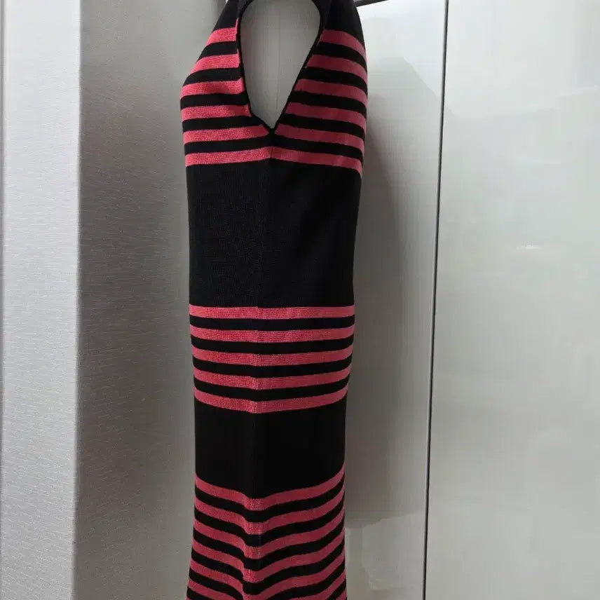 [BUNJANG] Vicki Dark Pink &amp; Black Color Block Dress / (새상품)비키 원피스