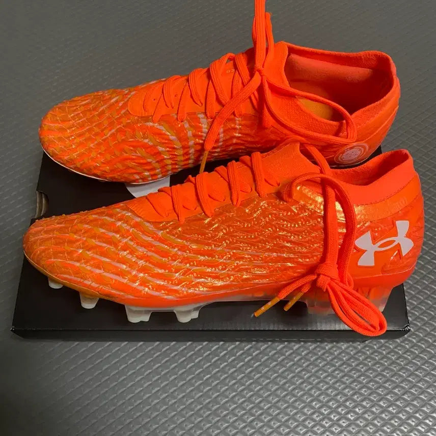 [BUNJANG] Under Armour Magnetico Pro Elite 5 Soccer Cleats / (265) 언더아머 마그네티코 프로 엘리트 5 축구화