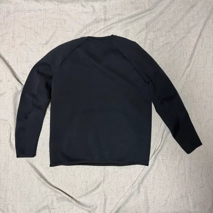 [SOLD OUT] 나이키 L 테크 플리스 크루 스웨트 맨투맨 블랙
