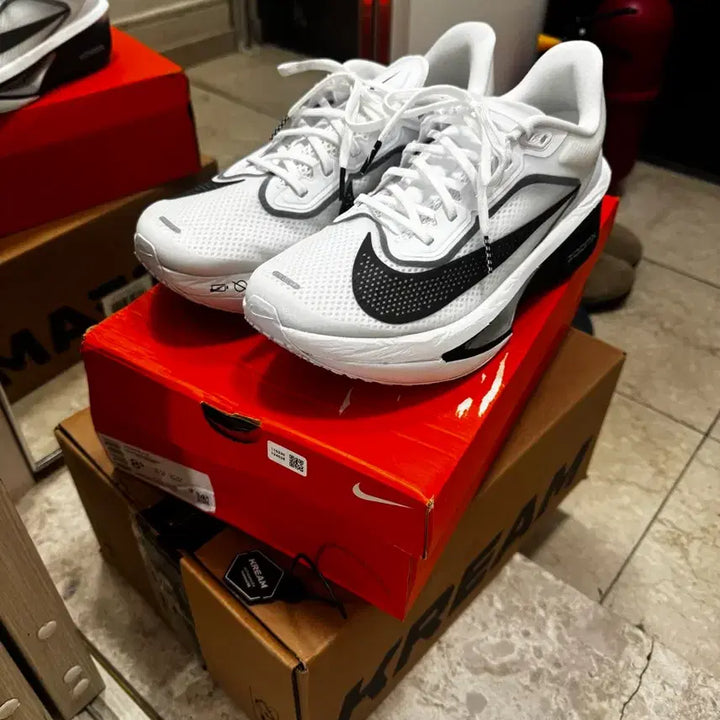 [BUNJANG] Nike Zoom Fly 6 White/Black Running Shoes / 나이키 줌 플라이 6 화이트/블랙 265 사이즈