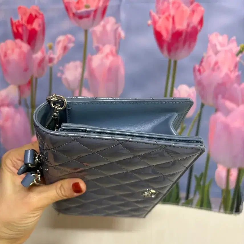 [BUNJANG] J.ESTINA Quilted Chain Crossbody Bag / 제이에스티나 퀼팅 체인 크로스백 블루