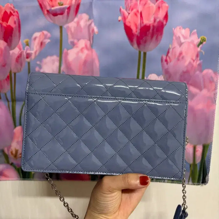[BUNJANG] J.ESTINA Quilted Chain Crossbody Bag / 제이에스티나 퀼팅 체인 크로스백 블루