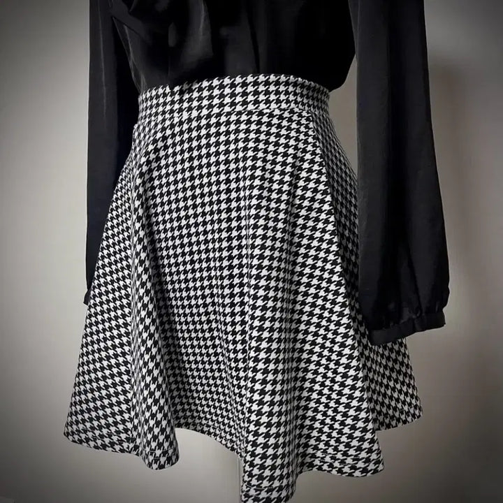 [BUNJANG] Calliope Houndstooth Check A-Line Mini Skirt / calliope 오네갸루하운드체크 스커트