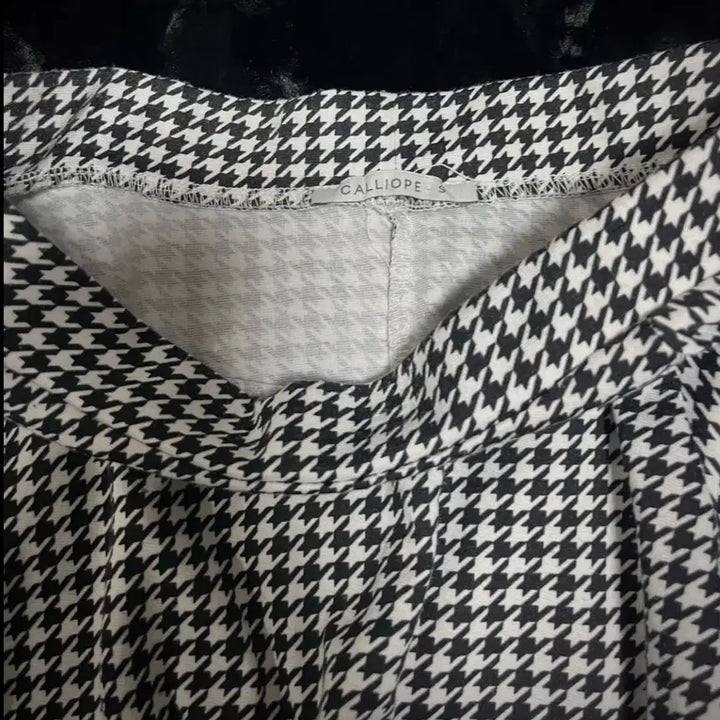 [BUNJANG] Calliope Houndstooth Check A-Line Mini Skirt / calliope 오네갸루하운드체크 스커트