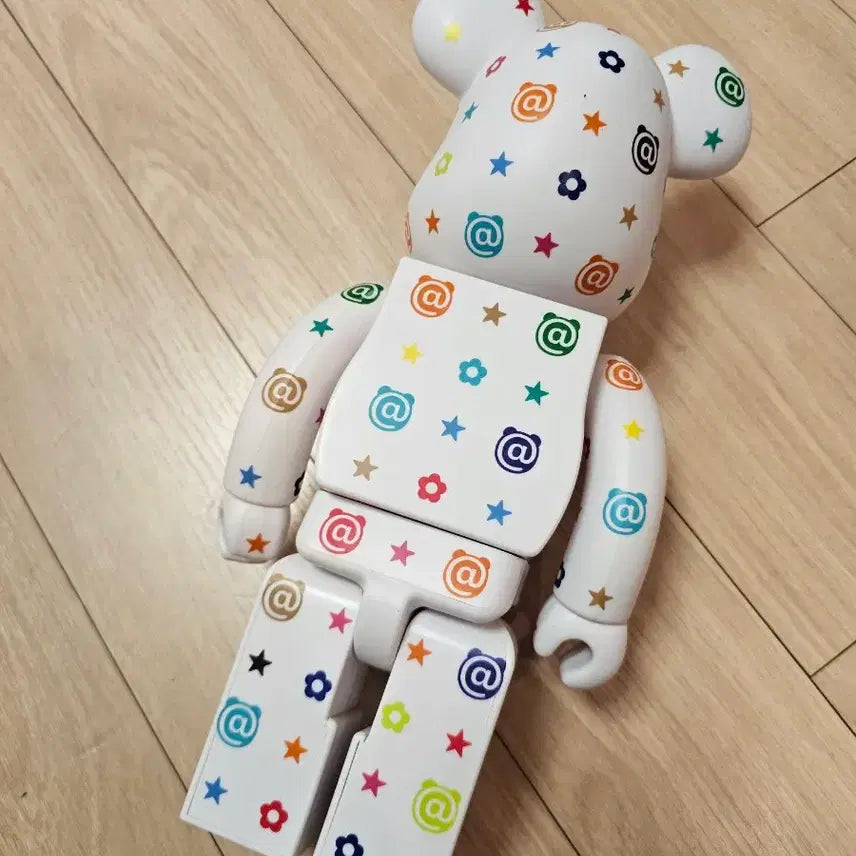 [BUNJANG] B@RBRICK MULTICOLOR 400% Figure / [정품] 베어브릭 B@RBRICK MULTICOLOR 멀티컬러 400%
