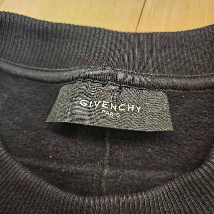 [BUNJANG] Givenchy Star-Spangled Banner Sweatshirt / 지방시 성조기 스타 맨투맨 M