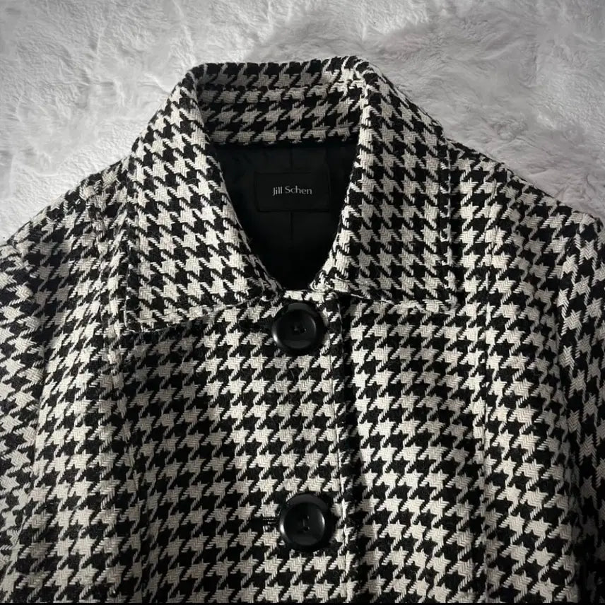 [BUNJANG] Houndstooth Wool Blend A-Line Coat / 오네갸루 하운드체크 코트