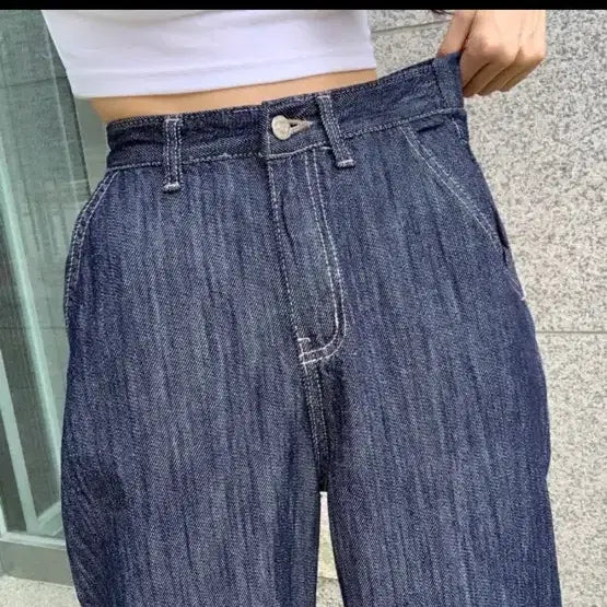 [BUNJANG] Ablly High-Waist Wide-Fit Denim Pants / 에이블리 뒷밴딩 생지 여름 가볍고 힙한 하이웨스트 와이드핏 데님팬츠