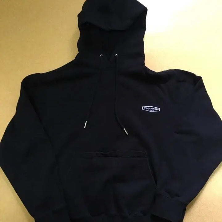 [SOLD OUT] 우영미 백로고 후드티