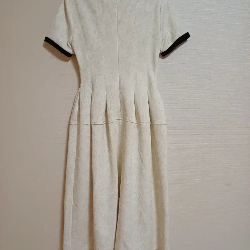 [BUNJANG] KUOSE Fitted Waist Dress - S / 미착용 쿠오세 KUOSE 핏티드 웨이스트 드레스S 판매합니다